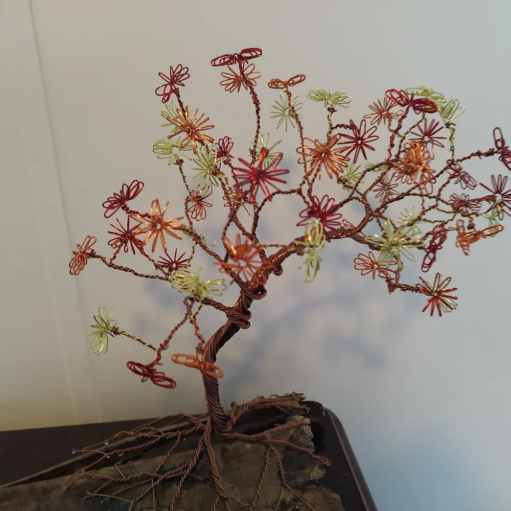 Wire tree - Picture 3 of 5